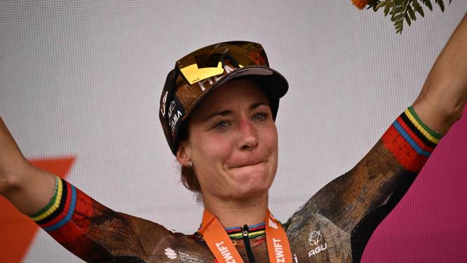 Marianne Vos vertelt na ritzege in Tour voor het eerst over haar vriendin: ‘Zij mag ook in de spotlights staan’