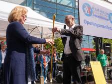 ‘Wethouder zijn is topsport’, Leo Maat haakt af in Alphen op doktersadvies