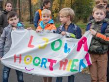 Petitie om Ljowa in Nederland te laten blijven aangeboden in Den Haag: ‘Ljowa hoort hier’