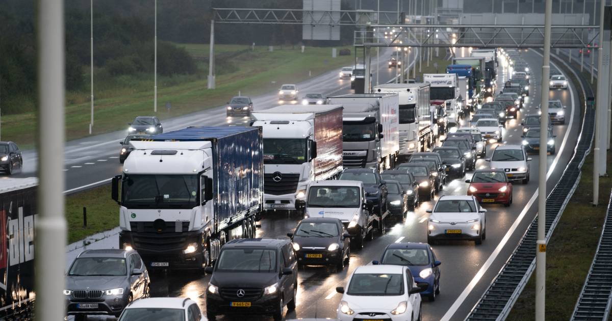 Kabinet last asfaltpauze in: N35 bij Nijverdal en andere wegen op lange baan geschoven