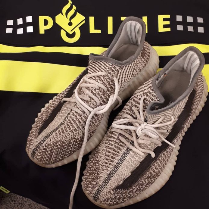 Politie cheap schoenen adidas