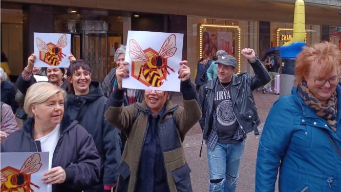Ouder personeel ‘hiërarchische’ Bijenkorf durft vaak niet te staken: ‘Er heerst hier een angstcultuur’