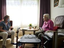 Medische mondkapjes in verpleeghuizen 'ernstige' regio's