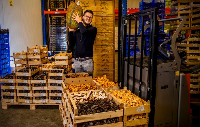 Valon Bahtiri was vluchteling en nu directeur van een internationaal opererend bedrijf.