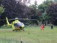 Een traumahelikopter landde dichtbij het ongeluk.