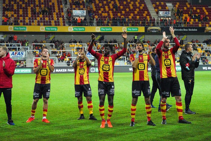 Tien Spelers Positief Bij Kv Mechelen Totale Balans Staat Nu Op Dertien Besmettingen Corona Teistert Belgisch Voetbal Hln Be