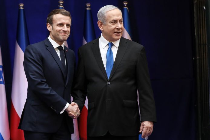 De Franse president Emmanuel Macron ontmoet premier van Israël Benjamin Netanyahu in Jeruzalem eerder vandaag.