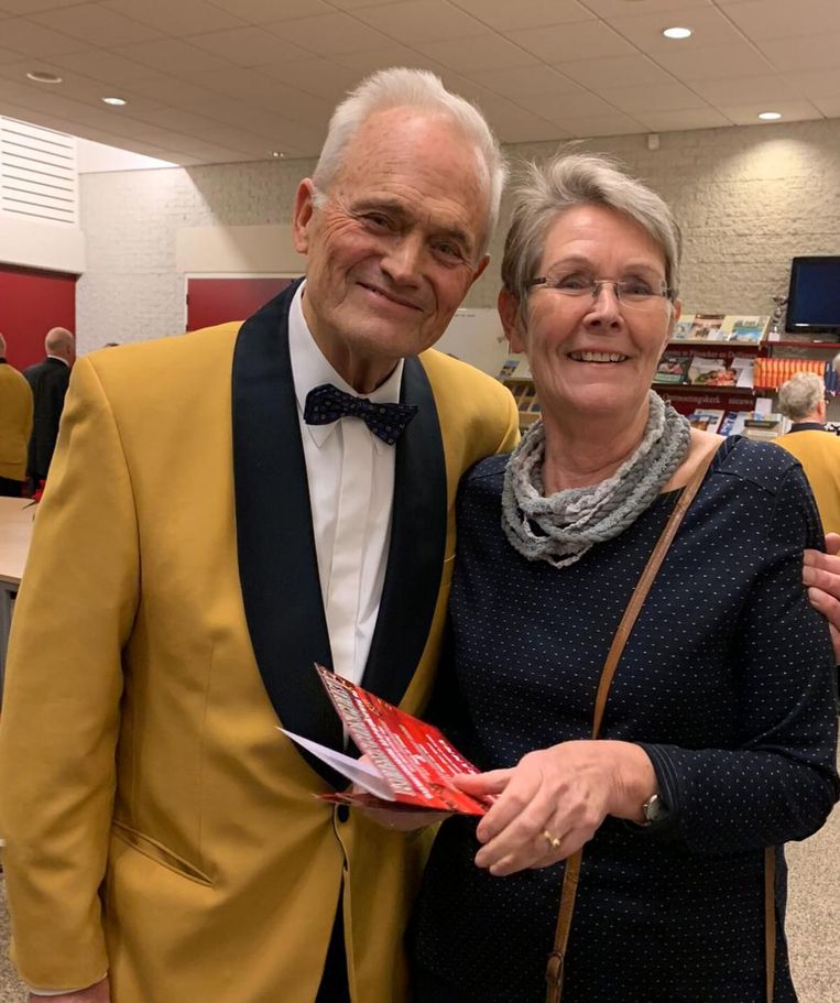 Piet van der Kruk en zijn vrouw Anneke bij een concert van het mannenkoor waar Piet in zong. Beeld Privécollectie