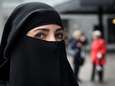 Nieuw decreet van taliban: studentes moeten apart les volgen met zwarte abaya en sluier die gezicht bedekt