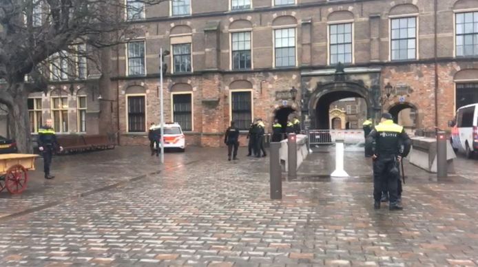 Man gearresteerd bij Binnenhof.