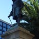 Wat doen al die koloniale beelden nog in Kaapstad?