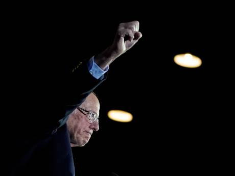 Bernie Sanders maakt verwachtingen waar met daverende overwinning in Nevada