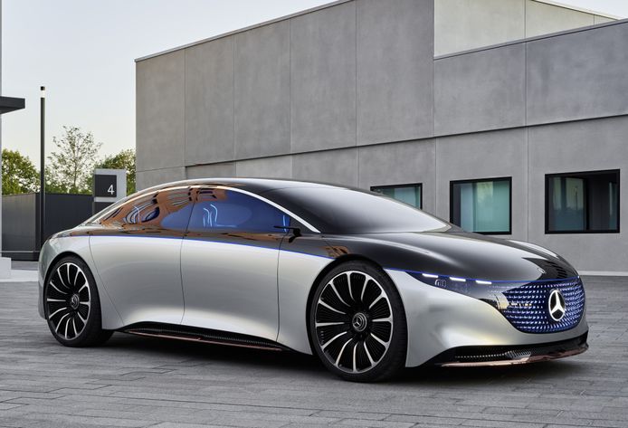 De conceptauto Mercedes-Benz Vision EQS blikt alvast vooruit naar een volledig elektrische Mercedes S-klasse.