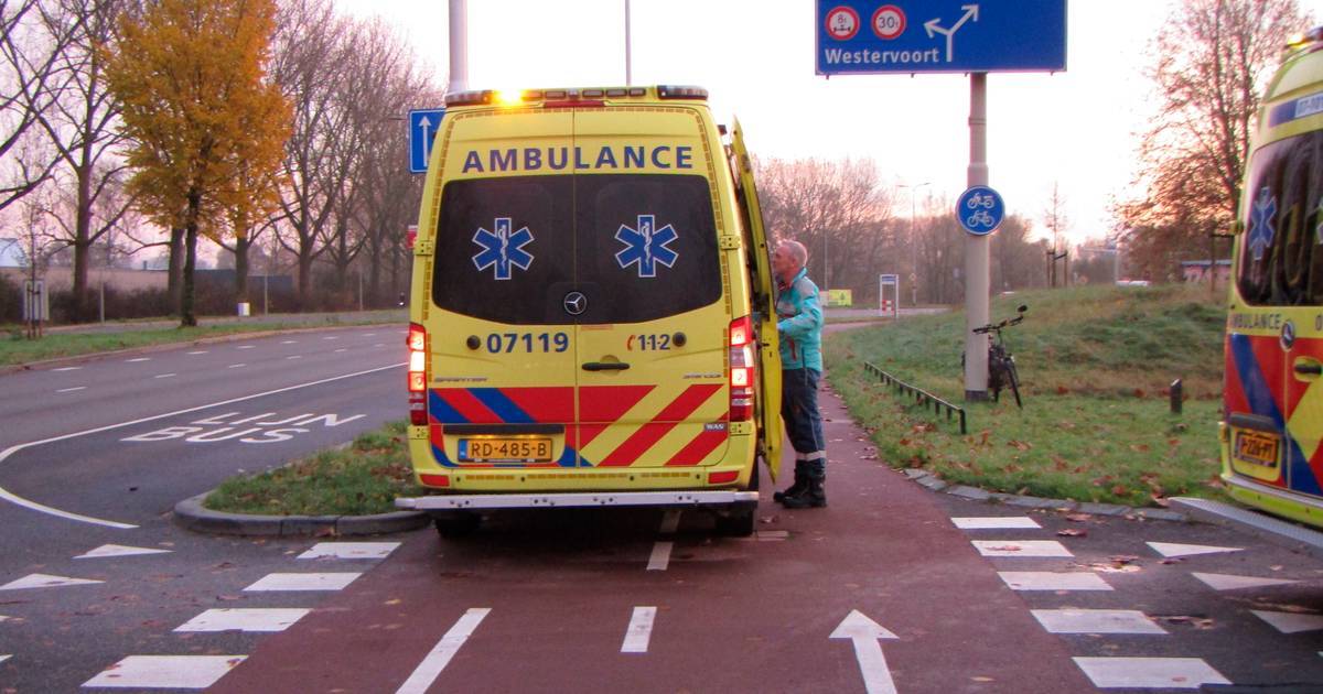 Gewonde bij aanrijding op oversteekplaats in Arnhem.