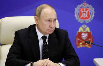 Poetin legt doelstellingen voor Russische leger voor 2023 morgen vast