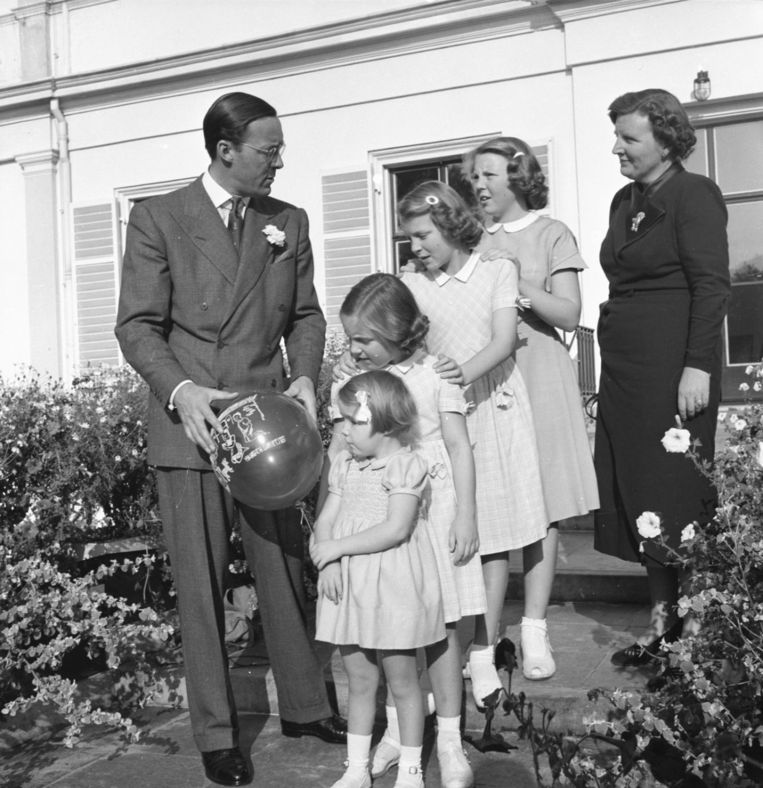 Самые талантливые принцы и принцессы мира в истории. Адмирал Луиджи и Мария-Кристина Нидерландская Самые талантливые принцы и принцессы мира в истории. Адмирал Луиджи и Мария-Кристина Нидерландская История,Монархия