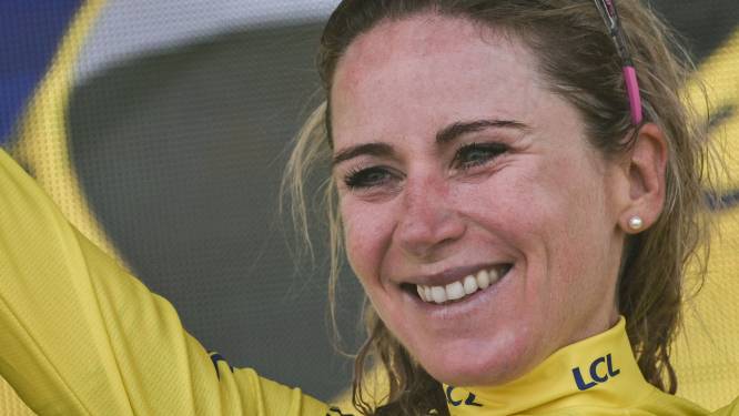 Annemiek van Vleuten wint op grootse wijze koninginnenrit en heeft Tour-eindzege voor het grijpen