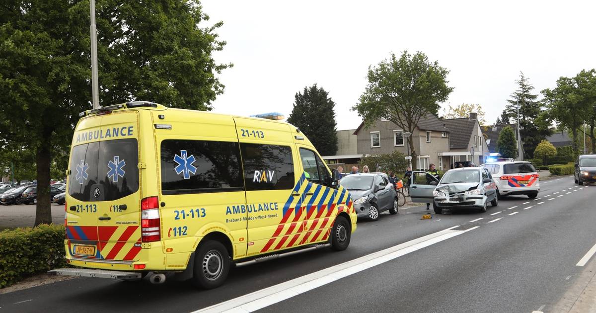 Veel blikschade bij ongeval in Berghem.