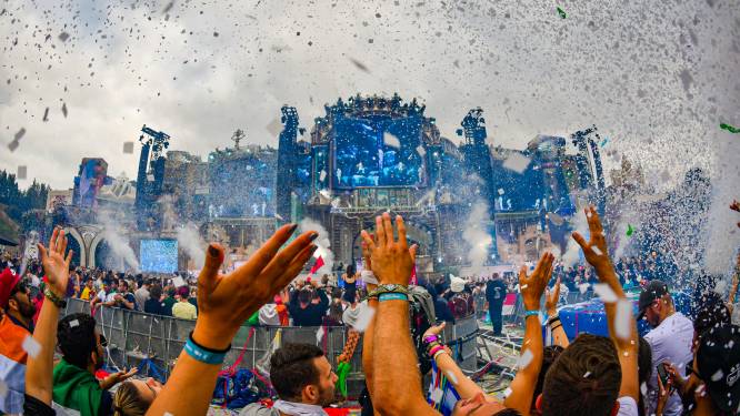 Niet in Boom, wel in je eigen tuin of living: dan toch een (digitaal) Tomorrowland deze zomer