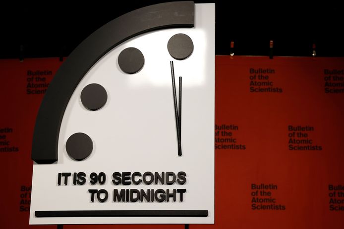 Vorig jaar werd de klok op 90 seconden voor 12 gezet, het dichtst dat de wijzers ooit bij middernacht stonden.