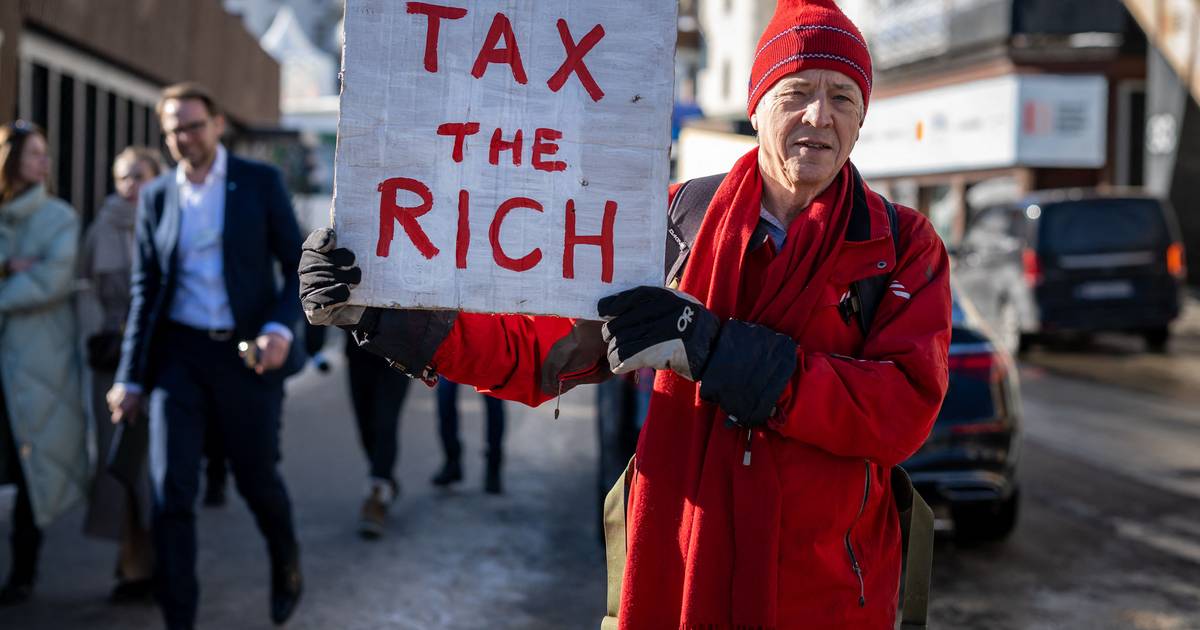 Oxfam: I 5 uomini più ricchi hanno raddoppiato la loro ricchezza dal 2020 a scapito della gente comune |  Economia