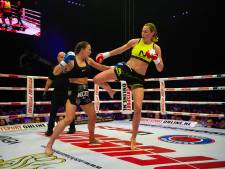 Nederlandse kickboksster Jorina Baars verovert met overmacht wereldtitel bij Enfusion