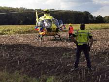 Persoon zwaargewond na val van paard; traumahelikopter ingezet