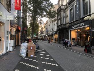 Schoenenverkoper steelt van eigen winkel: vernuftig systeem, maar toch betrapt
