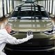Volkswagen steekt 120 miljard in wegwerken elektrische achterstand