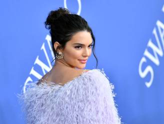 Nieuwe romance in de maak? Kendall Jenner zoent met broertje van Bella en Gigi Hadid