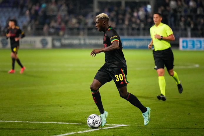 Mohamed Daramy maakt zijn debuut voor Ajax.