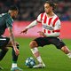 PSV’er Xavi Simons is onnavolgbaar, helemaal voor de spelers van FC Groningen