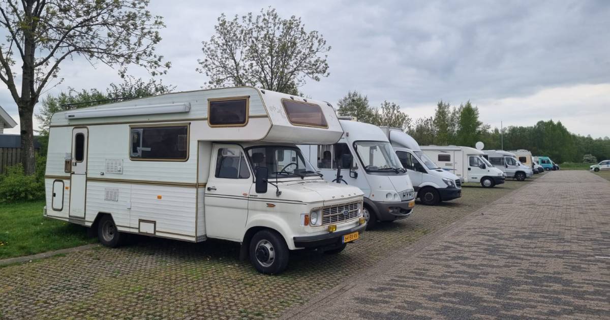 Lingewaard grijpt in op camperplaatsen: drukte en overlast door ‘natuurlijke behoefte’