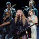 Bono covert Led Zep-klassieker waarvan hij gezworen had 'm nooit te zullen spelen