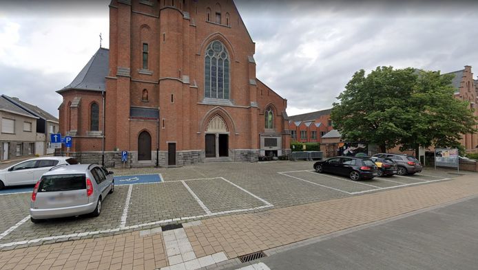 Infovergadering rond herinrichting kerkplein Opstal | Buggenhout | hln.be