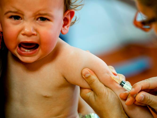 Nieuwbakken ouders in Barneveld krijgen vaccinatiegesprek