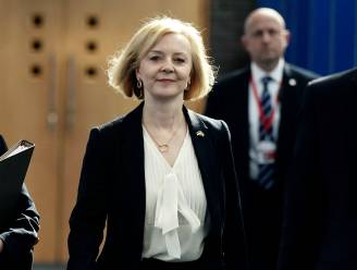 Vernederende U-bocht van Brits premier Liz Truss: “Jezelf zó snel in de voet schieten: indrukwekkend”