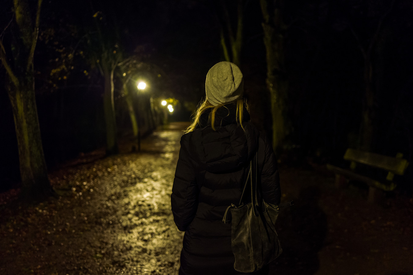 ‘Donker en verlaten’ Dit zijn de engste plekken van Den Haag, volgens vrouwen van de VVD Foto