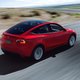 Model Y van Tesla lijkt van binnen net een leeggeroofde interieurzaak van Jan des Bouvrie
