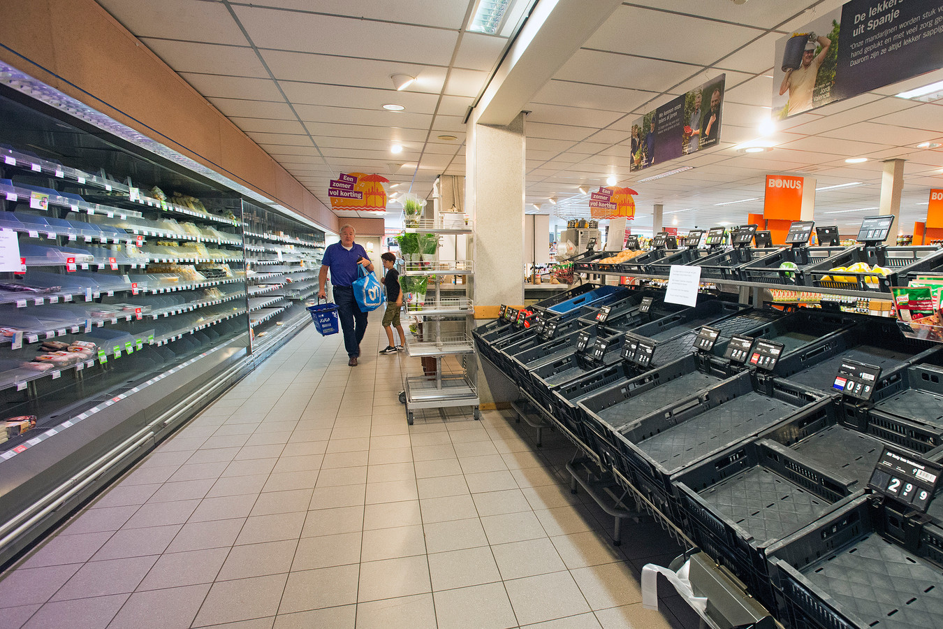 Lege schappen in AHwinkels, uitbater heeft