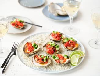 Mag het wat meer zijn? Aan deze gegrilde oesters kan niemand weerstaan