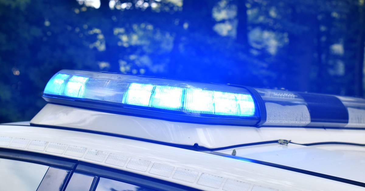 Brouwersdam volledig dicht na frontale botsing: auto wilde keren