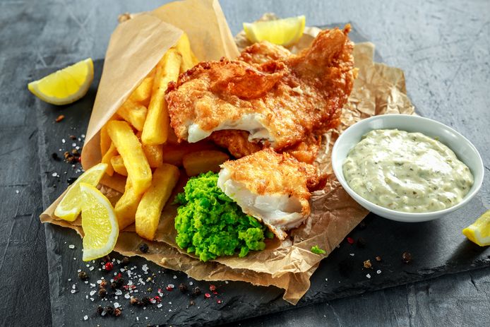 De fish-and-chips zijn een typische maaltijd afkomstig uit de Britse working class in de 19de eeuw, omdat het toen een perfecte maaltijd was om energie te voorzien voor de zware arbeid die ze toen verrichten.