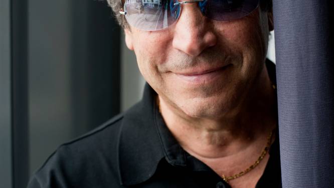 Showman Franco Dragone sluit contracten via Panama