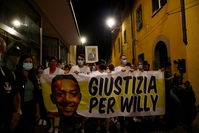 Een lichprocessie voor Willy in Paliano vorige week woensdag.