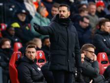 PSV is aangeslagen na het nieuws over ernstig zieke perschef Slegers, vertelt Ruud van Nistelrooij: ‘Thijs inspireert ons’