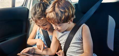 Met deze zes tips voorkom je ruzie op de achterbank