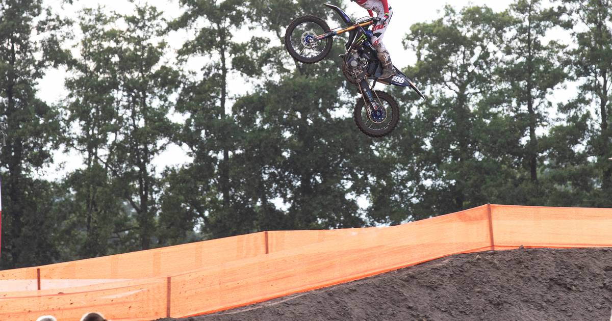 Ronkende motoren en stofwolken op het circuit aan de Slaghekkenweg: MX Bentelo in nieuwe opzet gesla