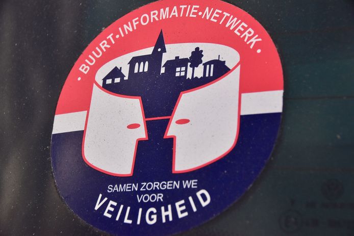 Het buurtinformatienetwerk waarschuwt voor de Franssprekende dievegge die op verschillende plaatsen in en rond Wervik toesloeg.