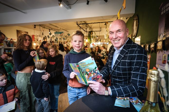 Fred Diks, schrijver van Koen Kampioen, geeft woensdag 25 maart een schrijfworkshop.